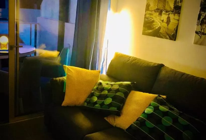 Penthouselatejita