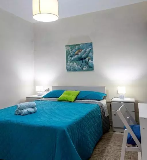 Seaside Flat With Scenic Country Views