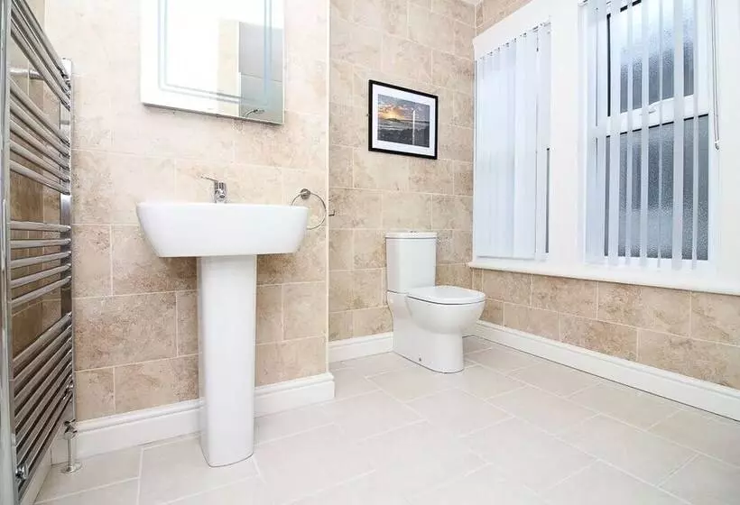 The Beach House Luxury Rooms Weston Super Mare