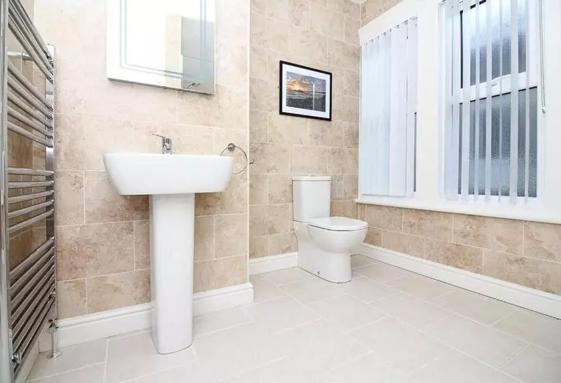 The Beach House Luxury Rooms Weston Super Mare