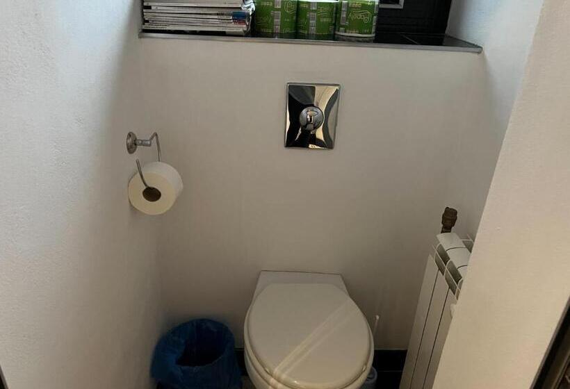 Vila Franceză Cazare Cu Jacuzzi Pe Malul Lacului Colibița