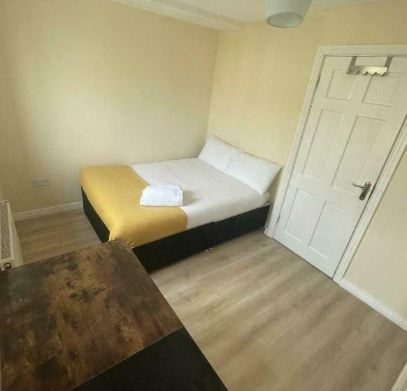 Modern City Centre House In Heart Of Galway City