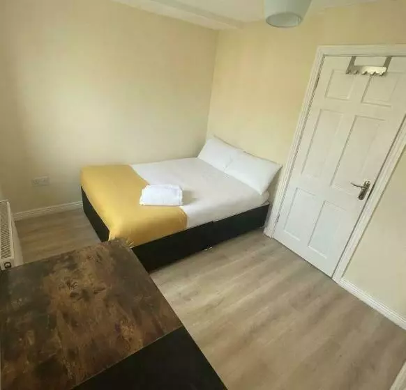 Modern City Centre House In Heart Of Galway City