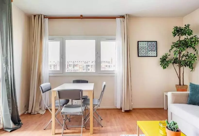 Appartement à 10 Minutes Du Centre De Paris Avec Le Rer B