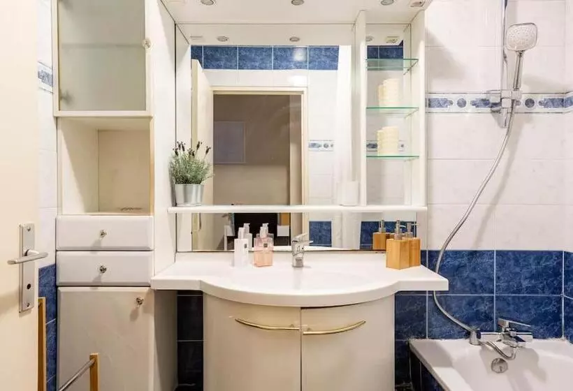 Appartement à 10 Minutes Du Centre De Paris Avec Le Rer B