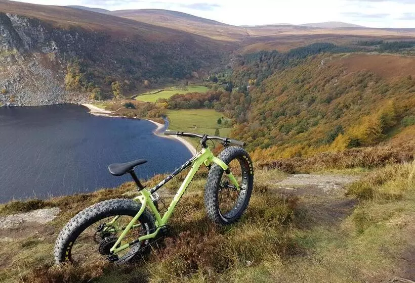 Hilltop Seaview Apartment