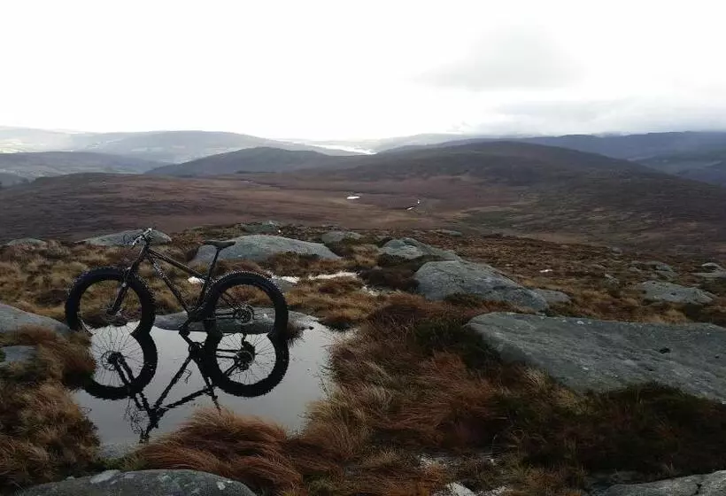 Hilltop Seaview Apartment