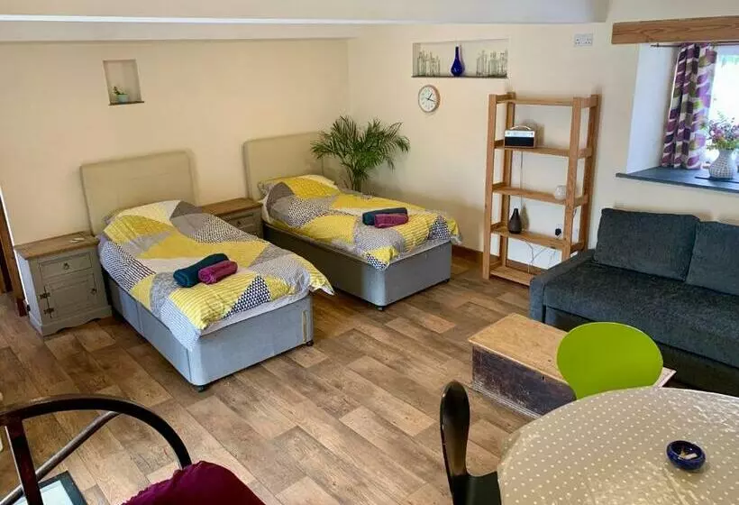 The Shippon At Rosehip