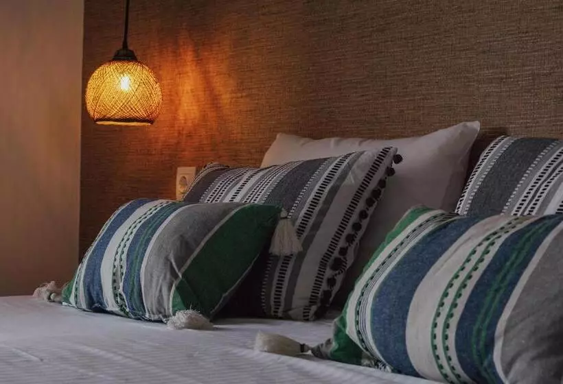 Hotelli Anemos Inn By Estia