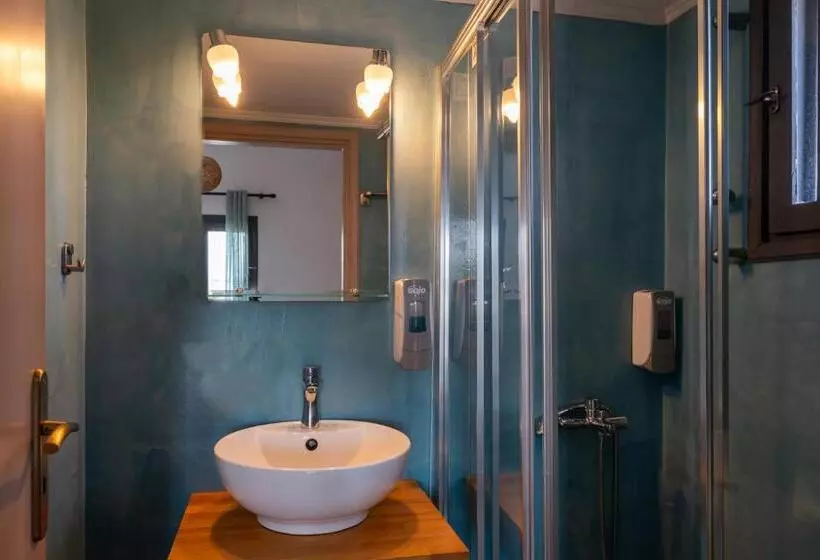 Hotelli Anemos Inn By Estia