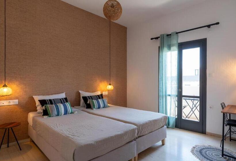 בית מלון כפרי Anemos Inn By Estia