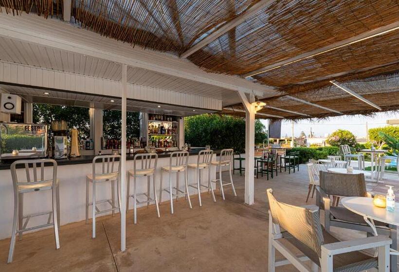 בית מלון כפרי Anemos Inn By Estia