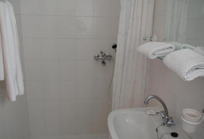 Filoxenia Hotel & Apartments