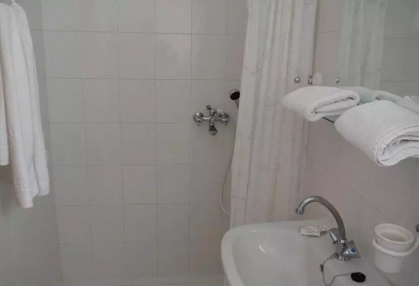 Filoxenia Hotel & Apartments