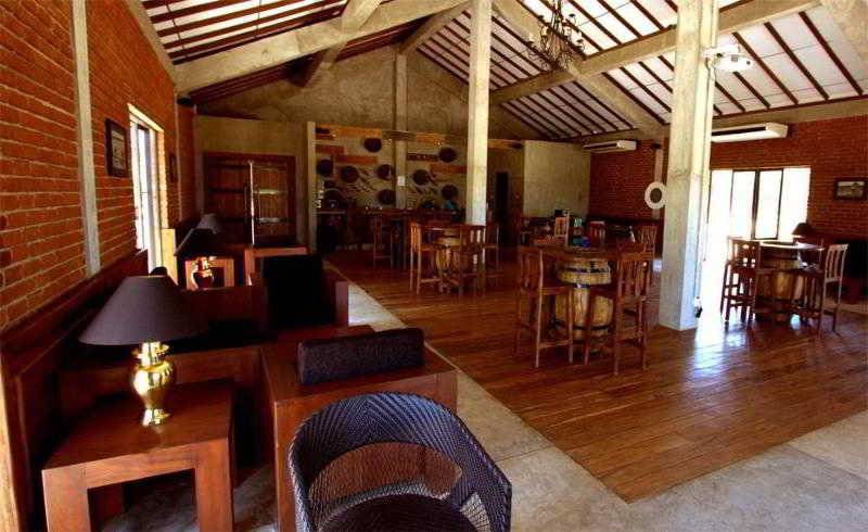 בית מלון כפרי Amethyst Resort Passikudah