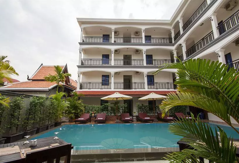 ホテル The Home Lodge