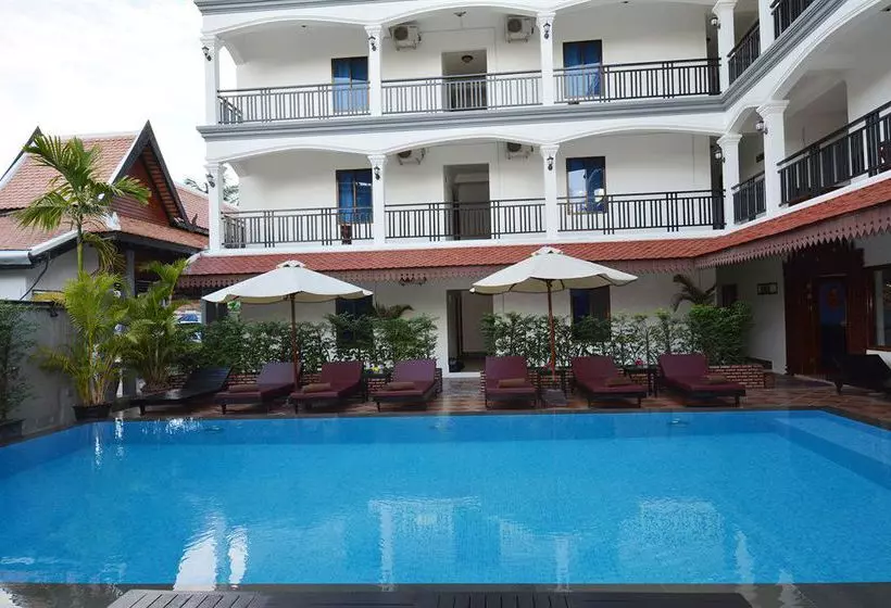 ホテル The Home Lodge