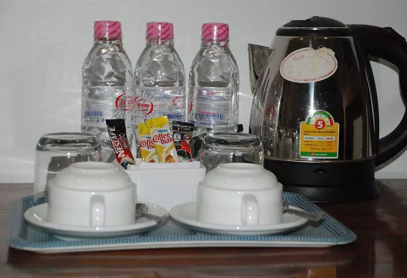 ホテル The Home Lodge