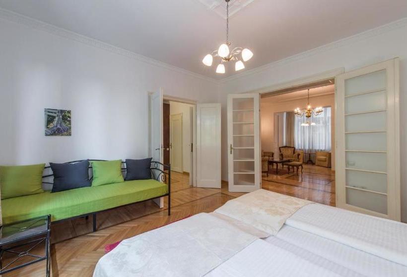 هتل Apartment Belgrade Center - Resavska