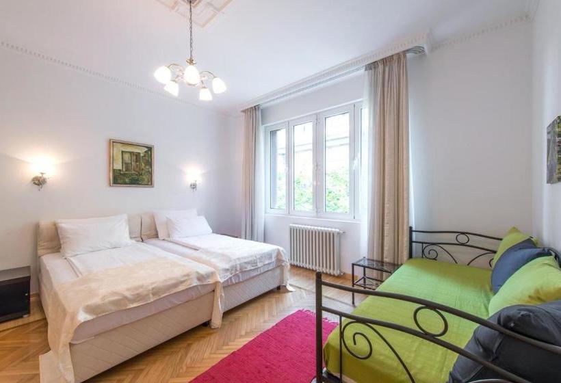 هتل Apartment Belgrade Center - Resavska