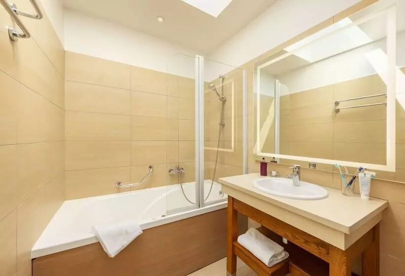 호텔 Center Parcs Les Hauts De Bruyeres