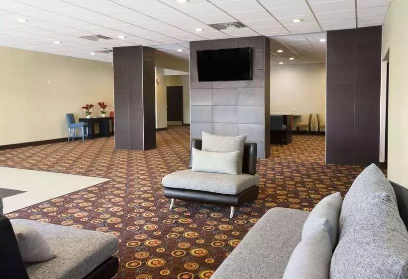 호텔 Days Inn By Wyndham Henryetta