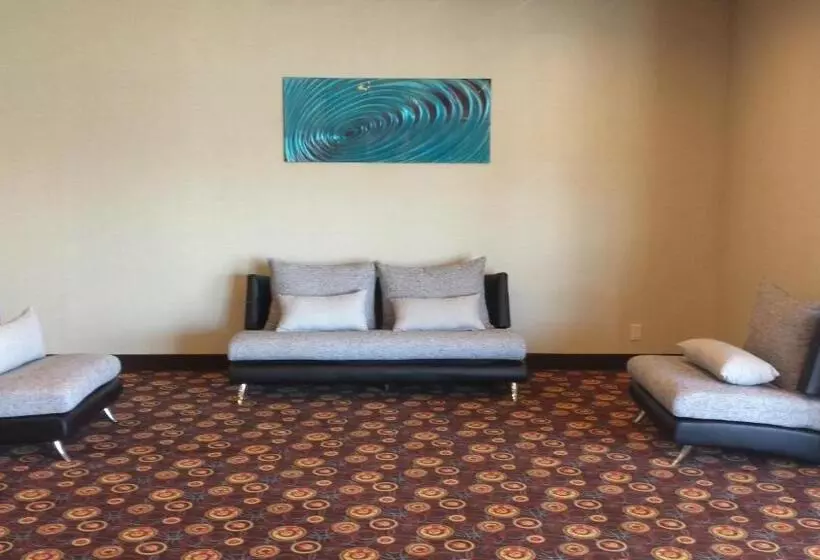 호텔 Days Inn By Wyndham Henryetta