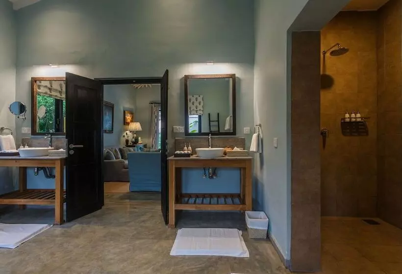 ホテル Kahanda Kanda