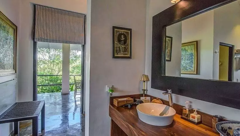 ホテル Kahanda Kanda