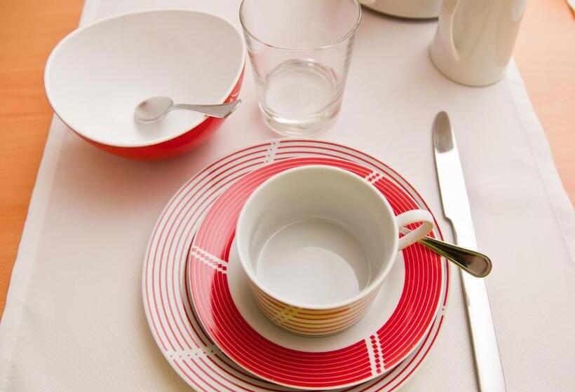 Отель Pension Schlögl