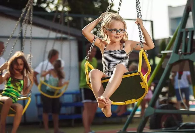 酒店 Senec Aqua Resort