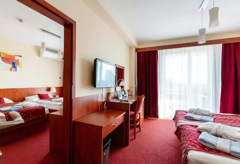 酒店 Senec Aqua Resort