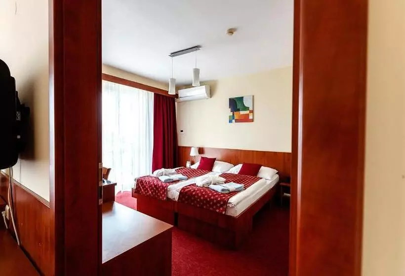 酒店 Senec Aqua Resort