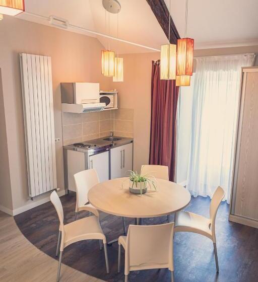 레지던스 La Pommeraie