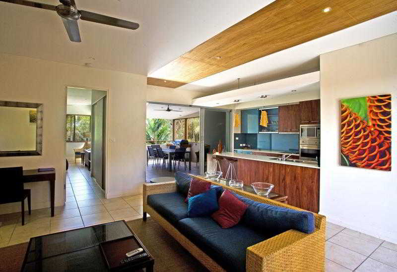 Sandcastles 1770 Motel & Resort