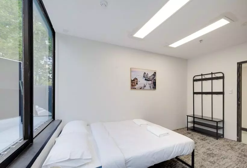 Trademark Hostel Sydney