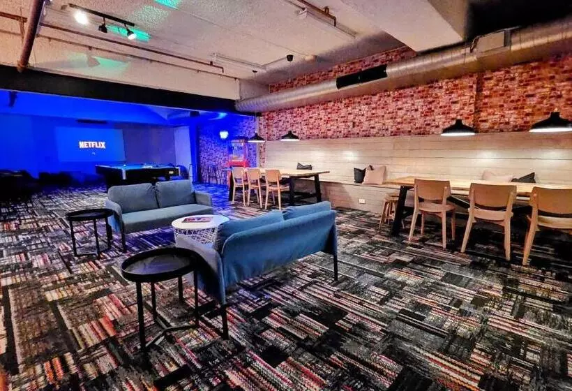 Trademark Hostel Sydney