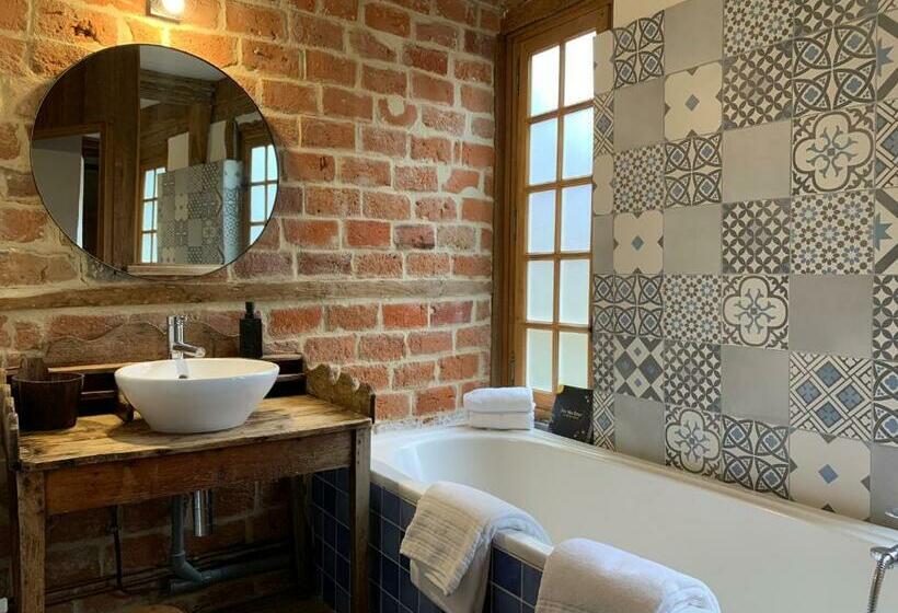 مبيت وإفطار L Ecole Des Demoiselles