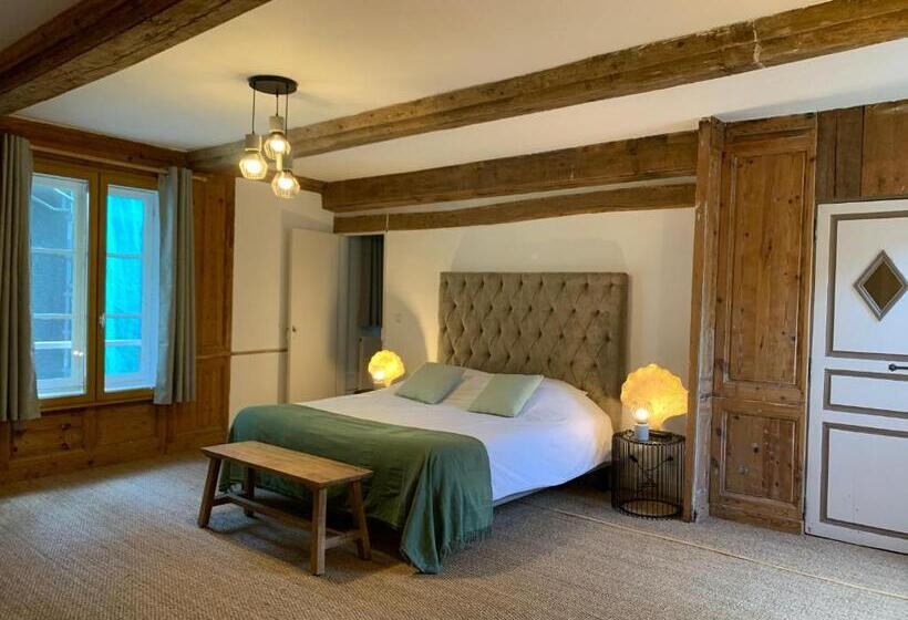 مبيت وإفطار L Ecole Des Demoiselles