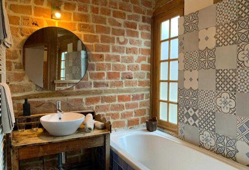 مبيت وإفطار L Ecole Des Demoiselles