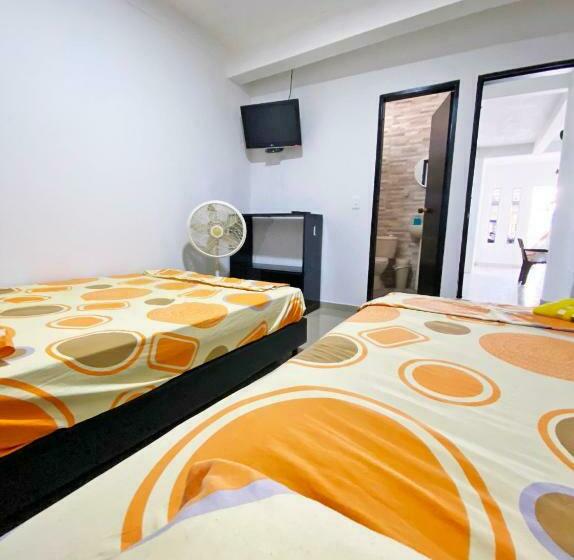 Pension Miss Yasmin Place