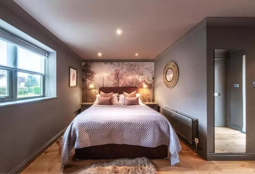 Retkeilymaja The Cricketers Clavering