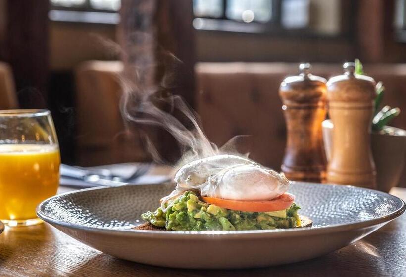 호스텔 The Cricketers Clavering