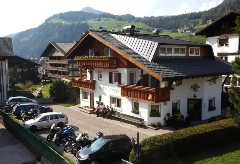 ベッドアンドブレックファースト Garni Crepaz