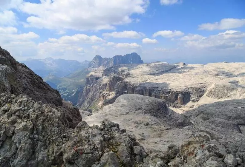 ベッドアンドブレックファースト Garni Crepaz