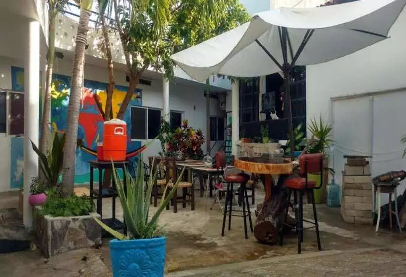 Hotelli Cannacare By Oyo Rooms