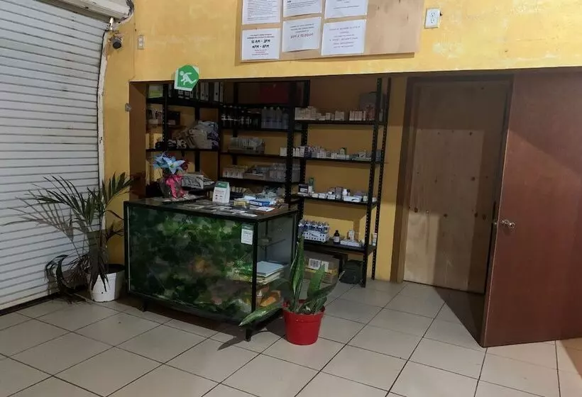 Hotelli Cannacare By Oyo Rooms