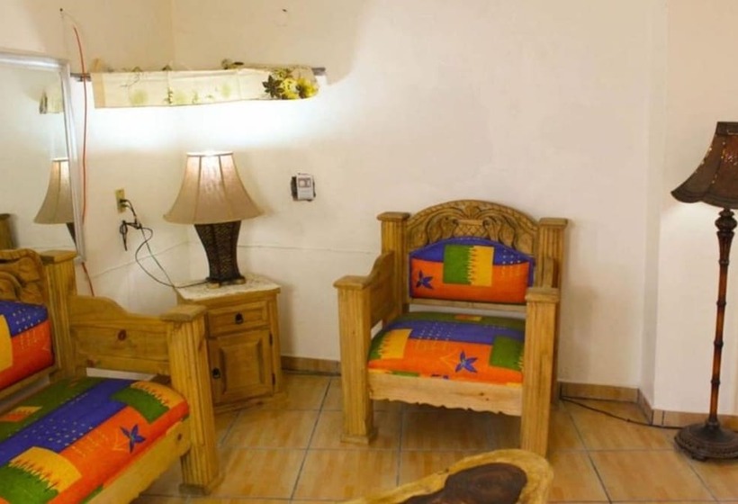 هتل Cannacare By Oyo Rooms