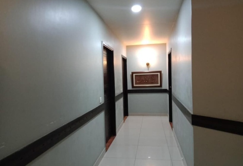 هتل Hira Guest House & Banquet