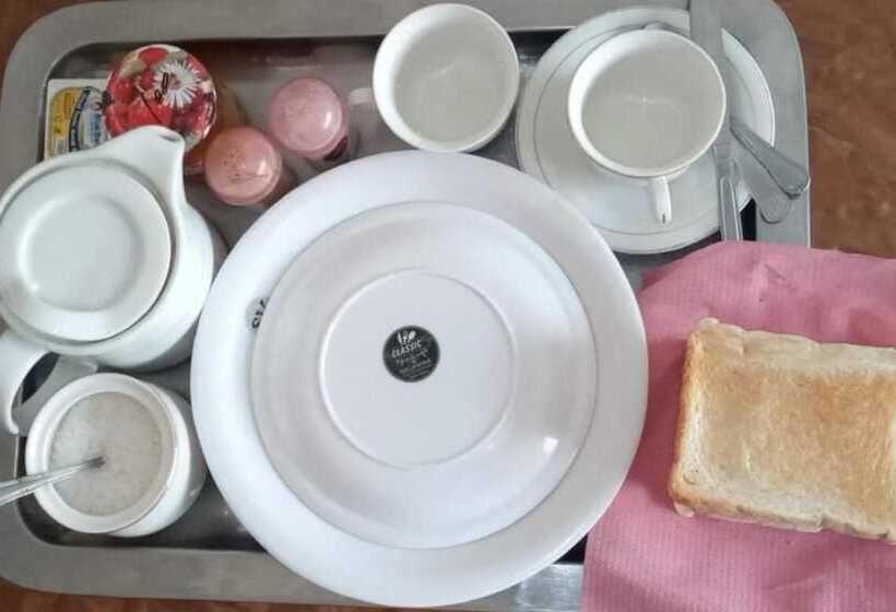 هتل Hira Guest House & Banquet